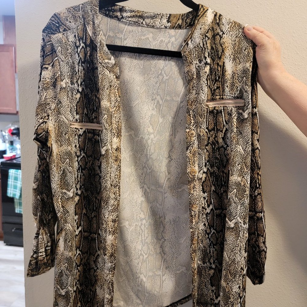Woman's shawls size 18 (5 items)